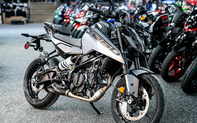 2026 KTM Duke 250