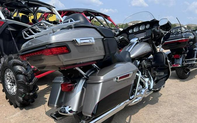 2017 Harley-Davidson® FLHTK - Ultra Limited