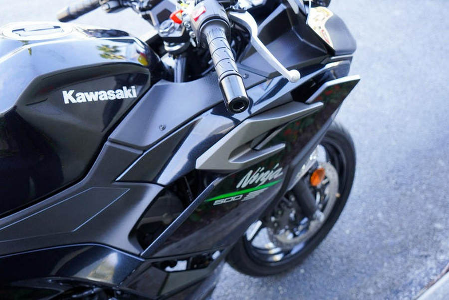 2024 Kawasaki Ninja® 500