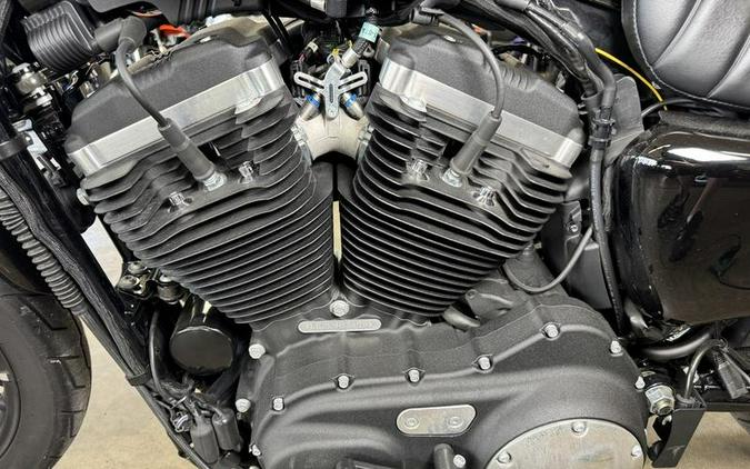2020 Harley-Davidson® XL883N - Sportster® Iron 883™