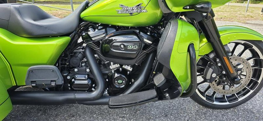 2023 Harley-Davidson® FLTRT - Road Glide® 3