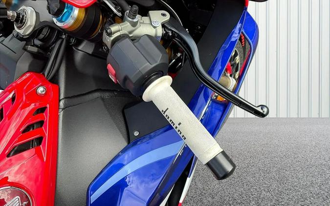 2026 HONDA CBR1000RR-R FIREBLADE