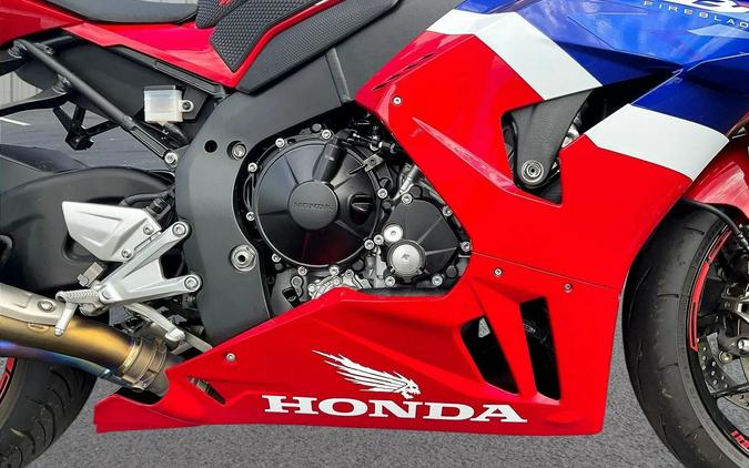 2026 HONDA CBR1000RR-R FIREBLADE