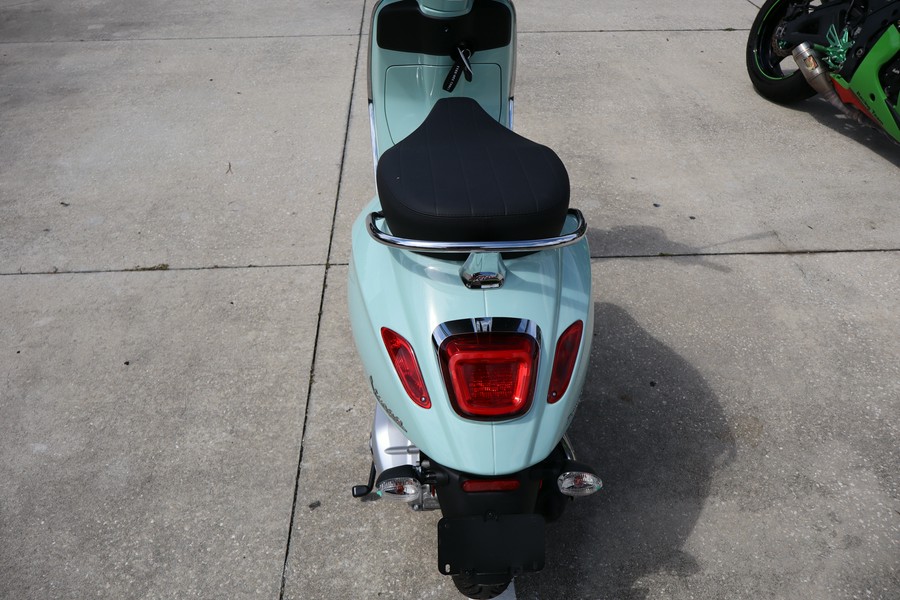 2025 Vespa GTS 300