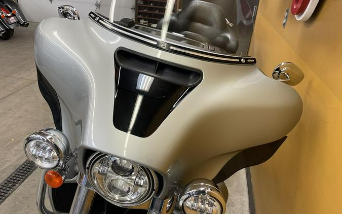 2014 Harley-Davidson® FLHTK - Electra Glide® Ultra Limited