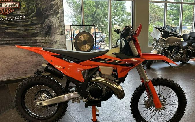 2025 KTM XC 300