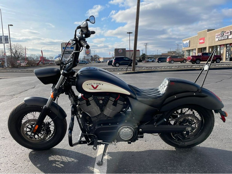 2013 Victory Motorcycles High-Ball Base