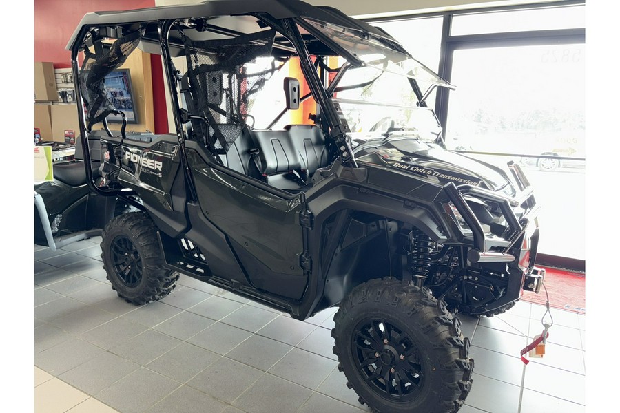 2025 Honda Pioneer 1000-5 Deluxe