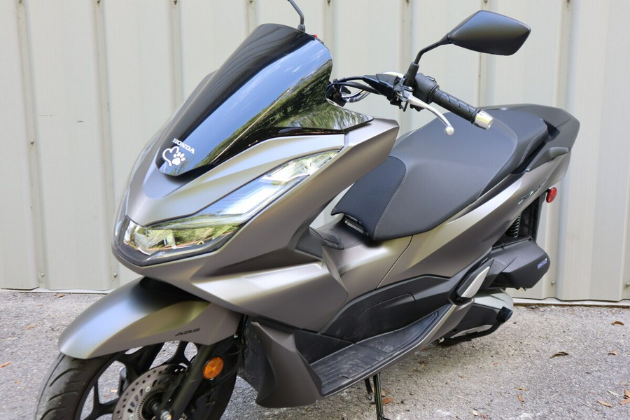 2023 Honda Powersports PCX 150 ABS