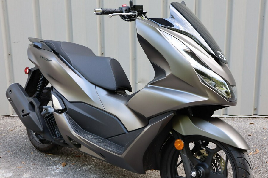 2023 Honda Powersports PCX 150 ABS