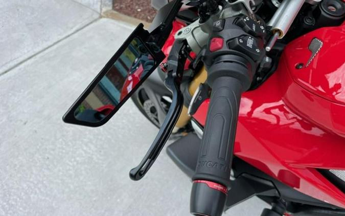 2022 Ducati Streetfighter V4 S Ducati Red