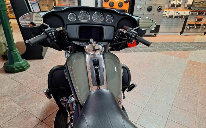 2021 Harley-Davidson® FLHTCUTG - Tri Glide® Ultra