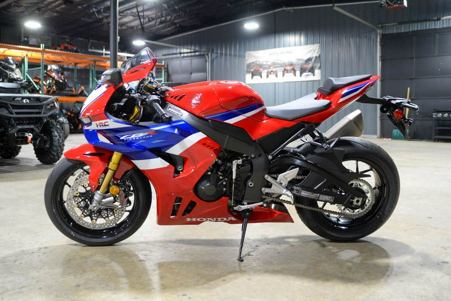 2026 Honda CBR1000RR-R Fireblade SP
