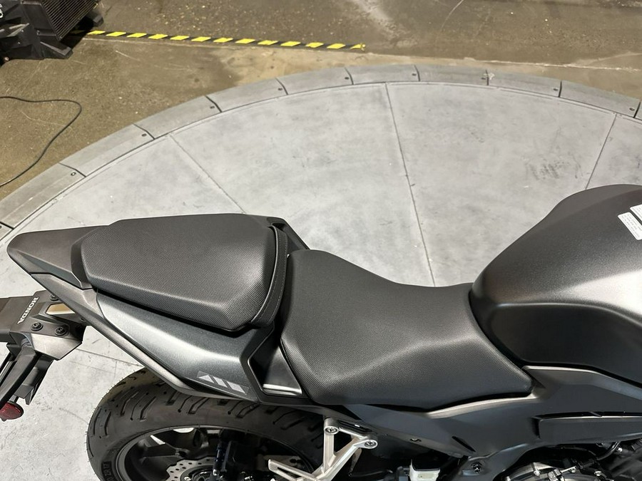 2025 Honda CB500F ABS