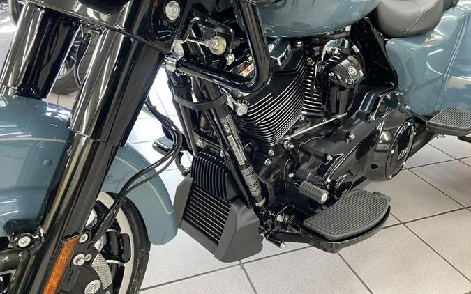 2024 Harley-Davidson® FLTRT - Road Glide® 3