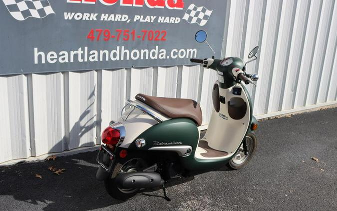 2023 Honda® Metropolitan