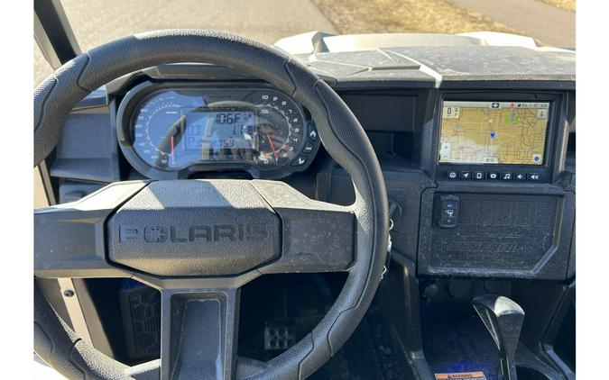 2024 Polaris Industries GENERAL XP4 1000 ULTIMATE - M SILVER QUARTZ Ultimate