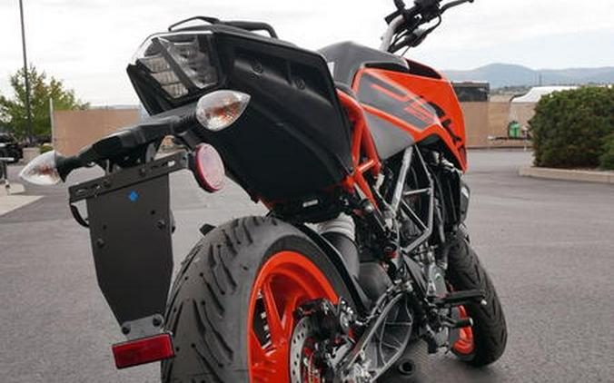 2023 KTM 200 Duke