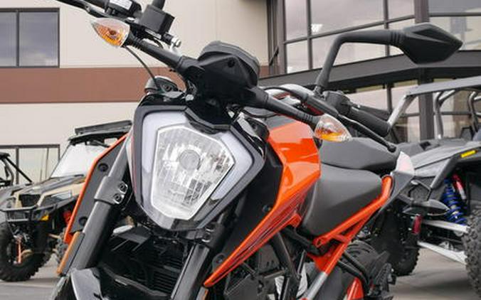 2023 KTM 200 Duke