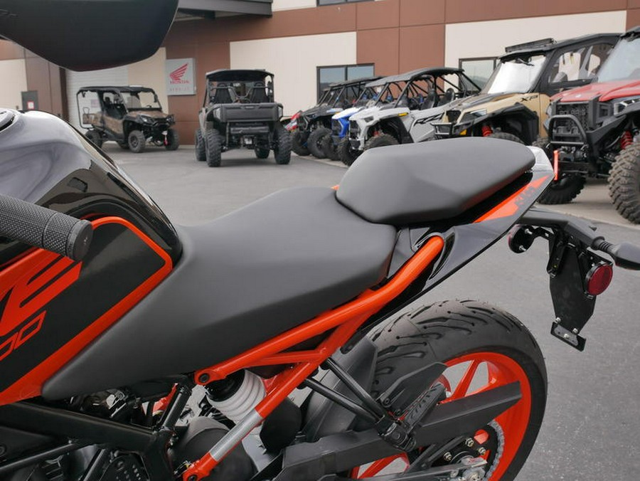 2023 KTM 200 Duke