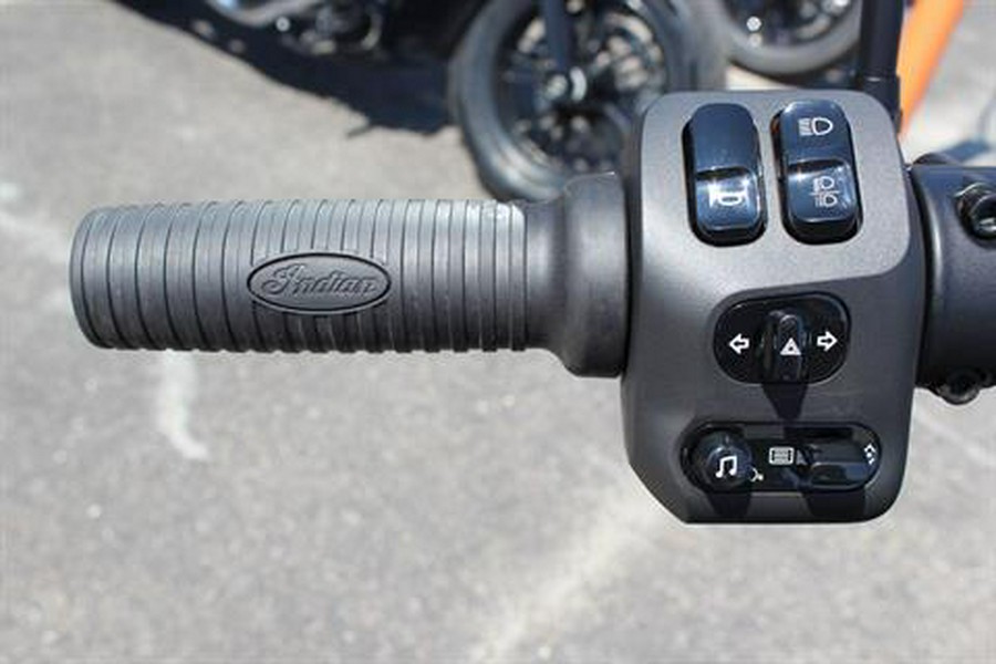 2025 Indian Motorcycle Super Chief Dark Horse