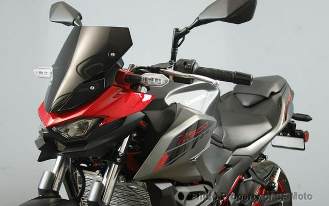 2025 Kawasaki Z500 SE ABS
