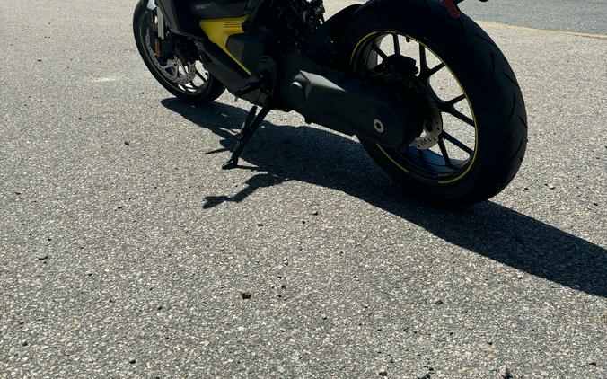 2025 Can-Am Pulse® 73