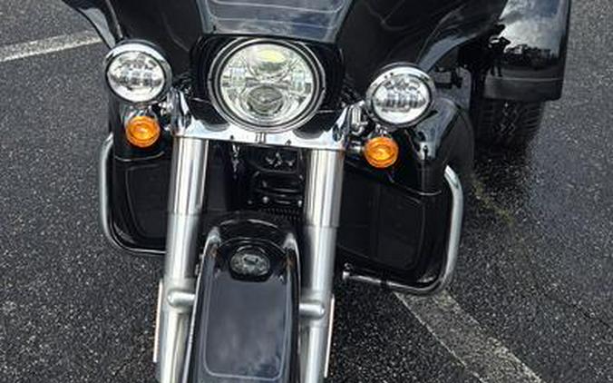 2024 Harley-Davidson® FLHTCUTG - Tri Glide® Ultra