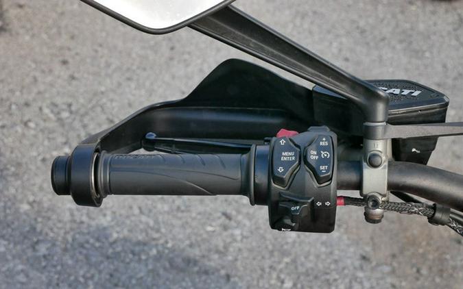 2021 Ducati Diavel 1260 S Ducati Red 1260