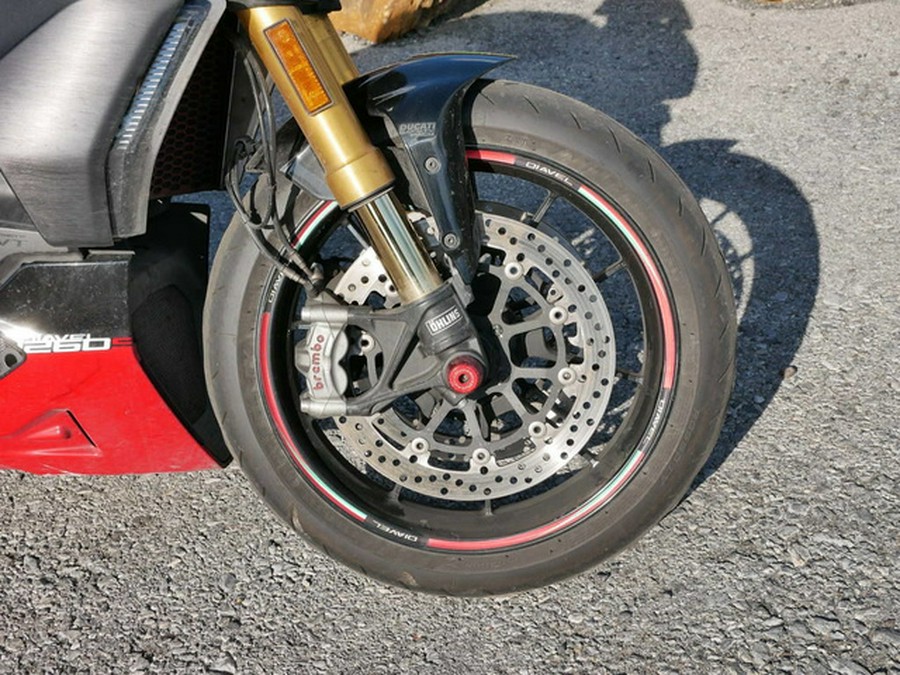 2021 Ducati Diavel 1260 S Ducati Red 1260