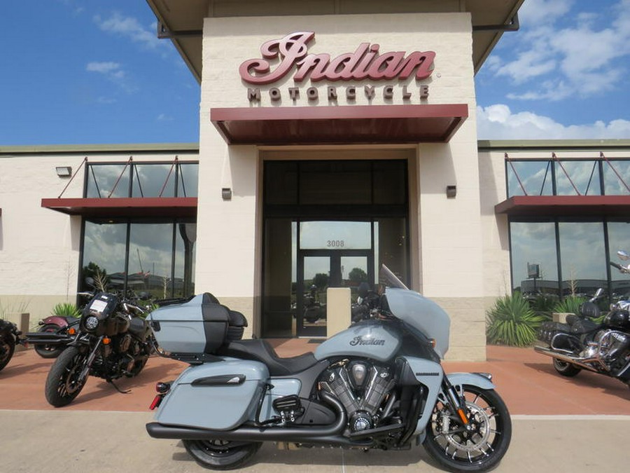 2025 Indian Motorcycle® Roadmaster® PowerPlus Dark Horse® 112 Storm Gray