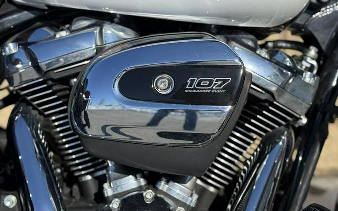 2021 Harley-Davidson® FLHR - Road King®