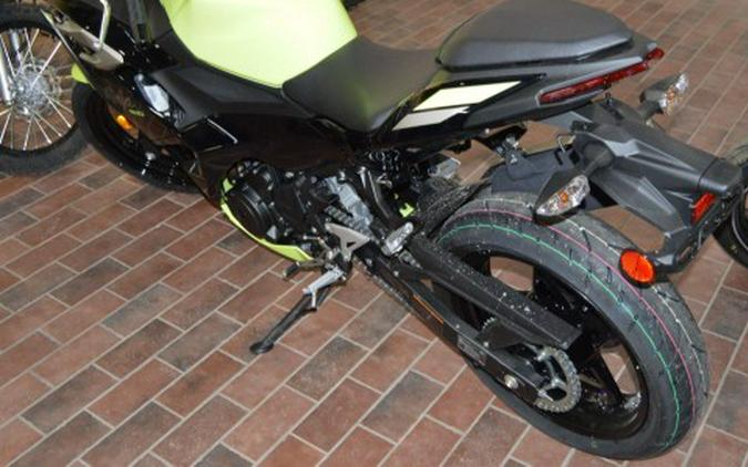 2026 Kawasaki Ninja® 500 ABS
