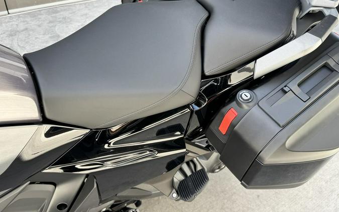 2026 BMW R 1300 RT Triple Black