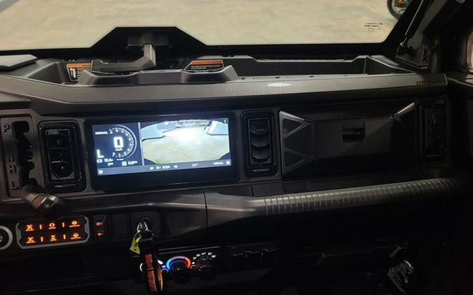 2026 Can-Am Defender MAX Limited HD11