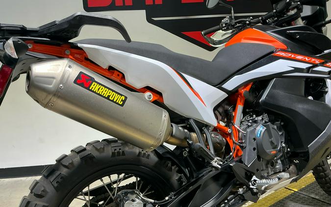 2022 KTM 890 Adventure R