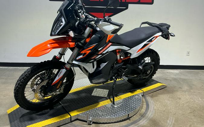 2022 KTM 890 Adventure R