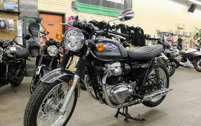 2024 Kawasaki W800 ABS Metallic Slate Blue/Metallic Diablo Black