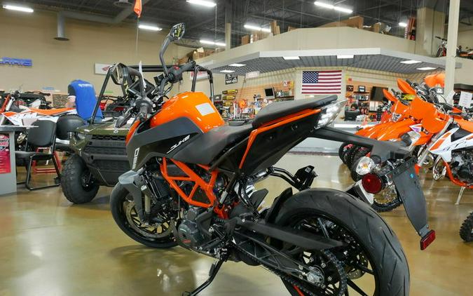 2023 KTM 390 Duke