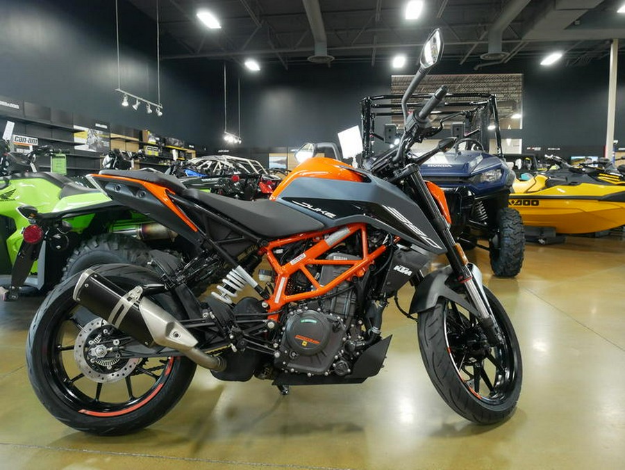 2023 KTM 390 Duke