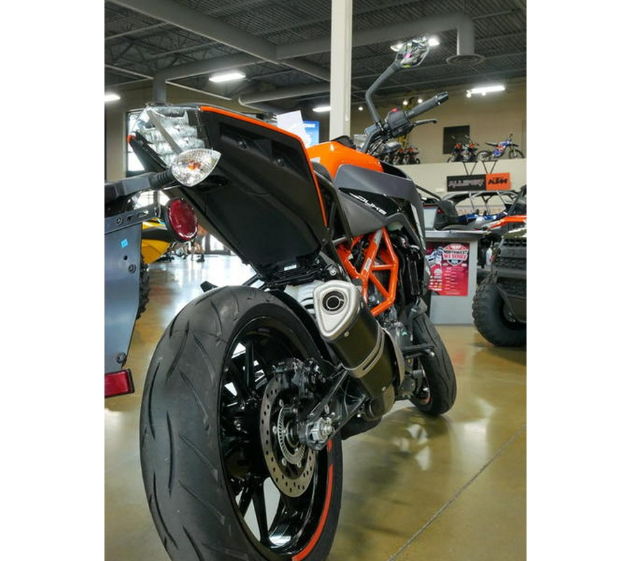 2023 KTM 390 Duke