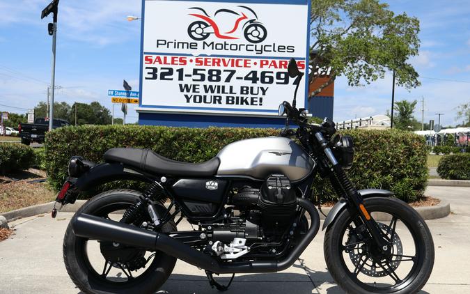 2023 Moto Guzzi V7 Stone