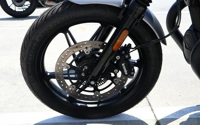 2023 Moto Guzzi V7 Stone