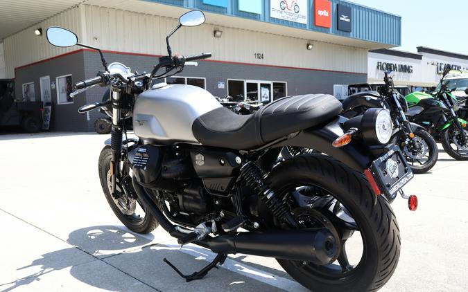 2023 Moto Guzzi V7 Stone