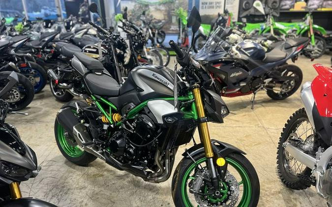 2026 Kawasaki Z900 SE ABS