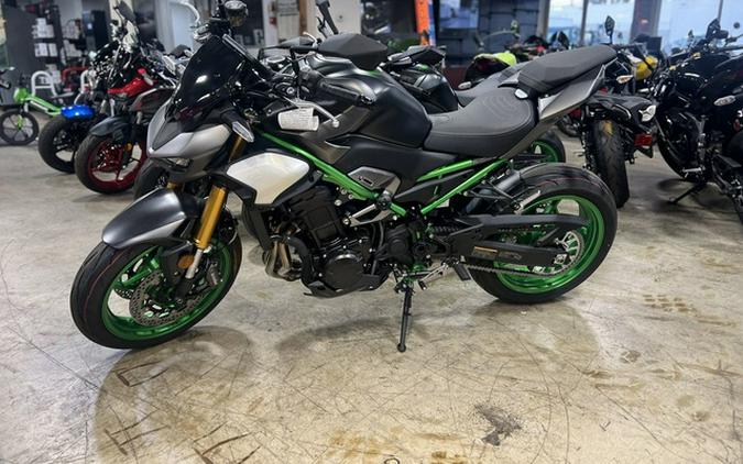 2026 Kawasaki Z900 SE ABS