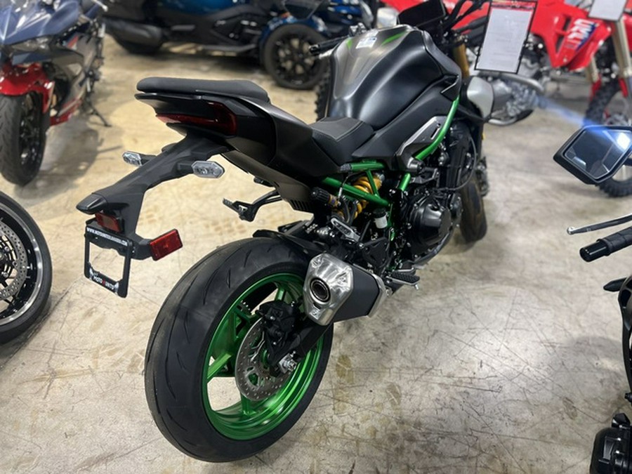 2026 Kawasaki Z900 SE ABS