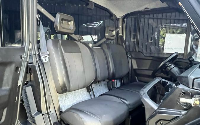 2026 Can-Am Defender XT CAB HD11