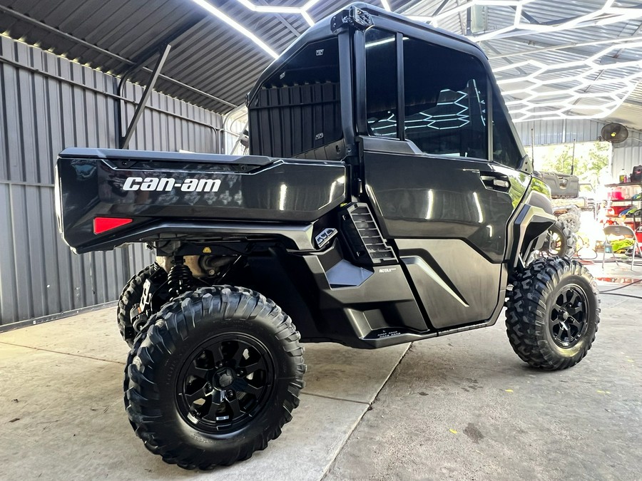 2026 Can-Am Defender XT CAB HD11
