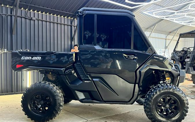 2026 Can-Am Defender XT CAB HD11